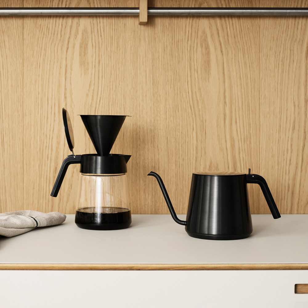 Stelton Wasserkessel black metallic "Nohr Gooseneck" 627289