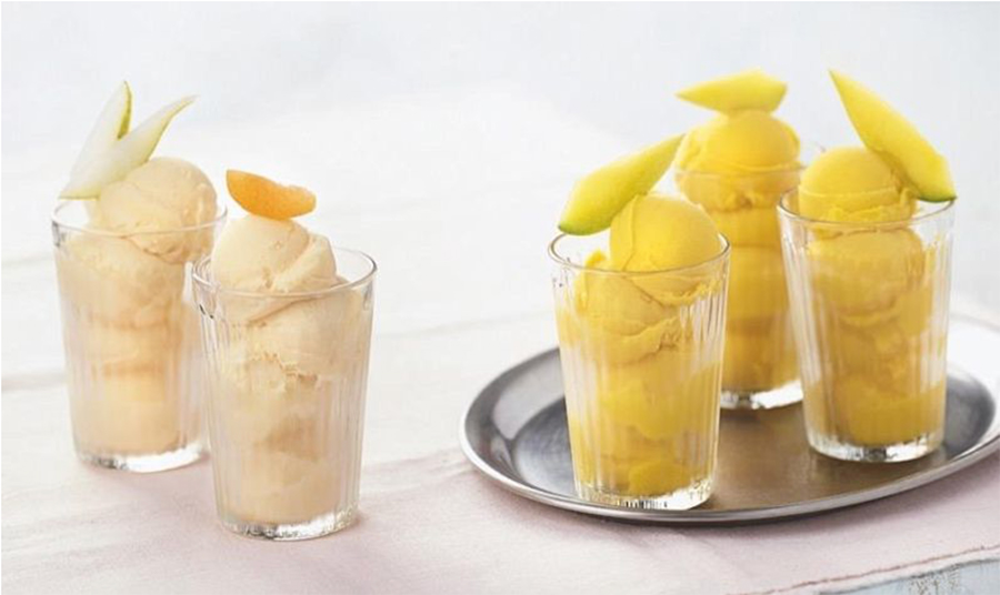 CHRISTIAN VERLAG Rezeptbuch "Die Eis-Bibel" 589554