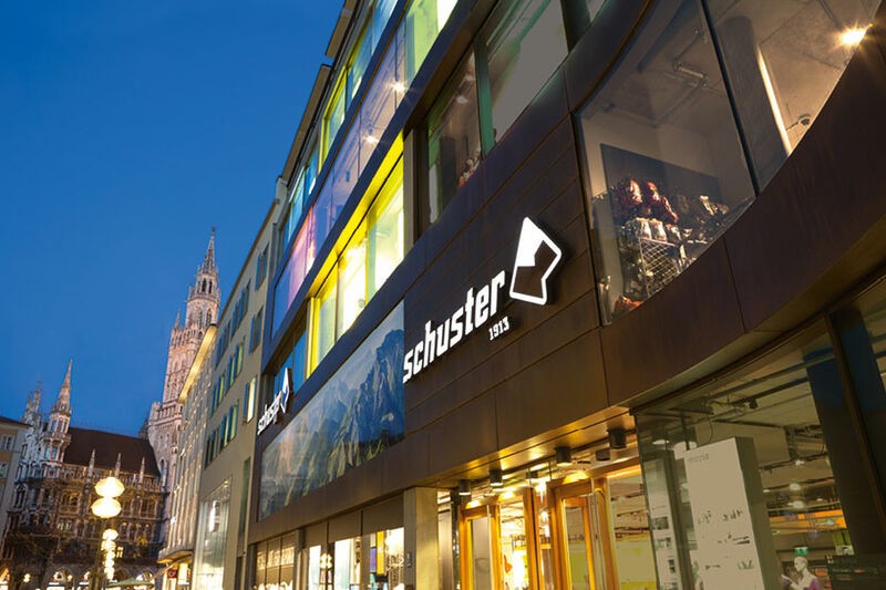 meh-sporthaus-schuster-800x533UFqB9fY5HxzmS_800x800