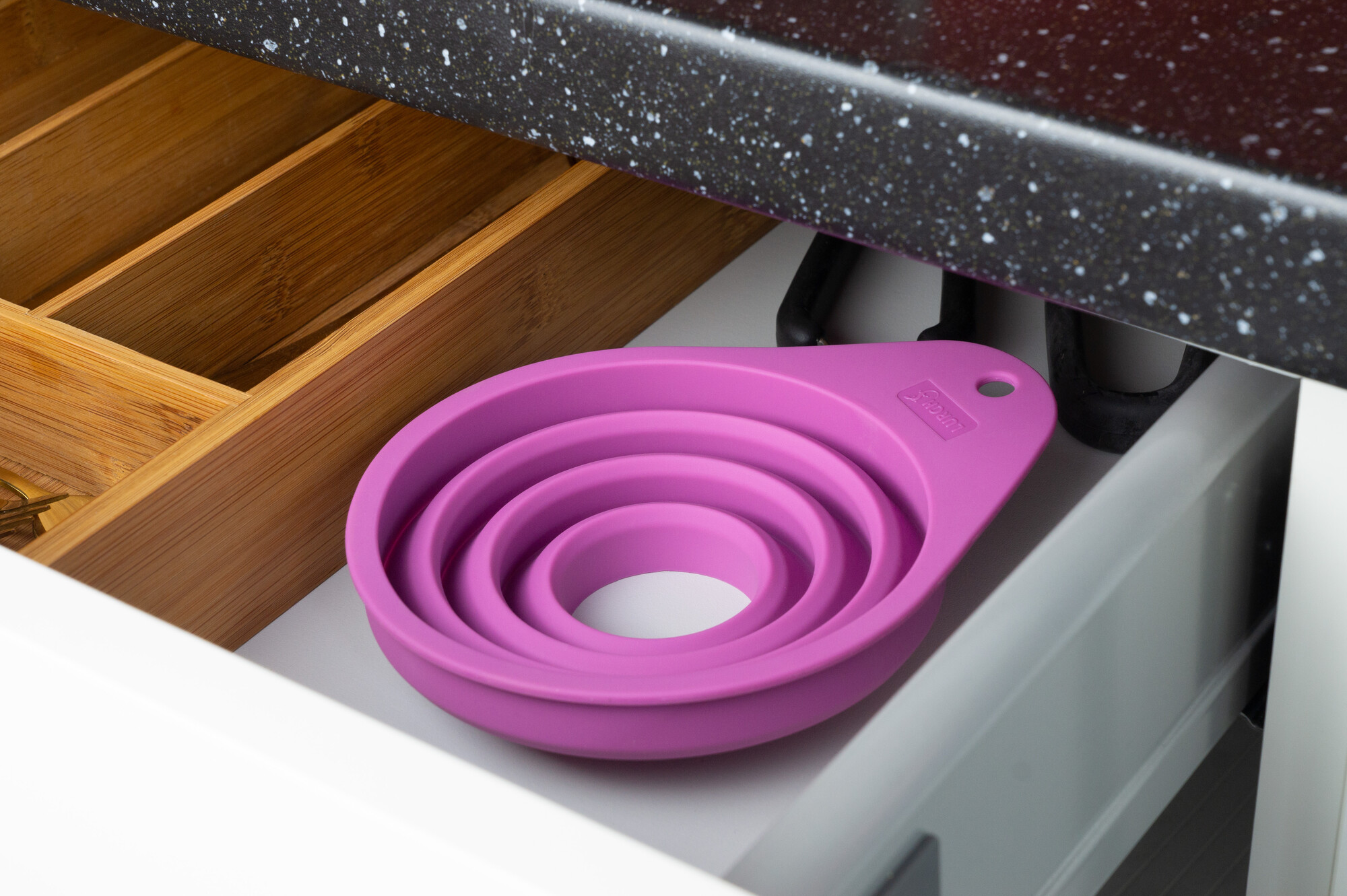 Trichter Silikon "Falttrichter Silikon mit breitem Ausguss grape" 610317