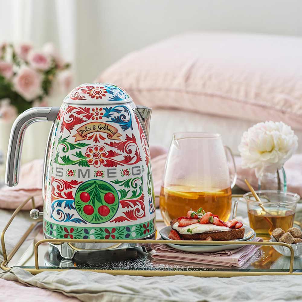 Smeg Wasserkocher "Dolce & Gabbana" 561586