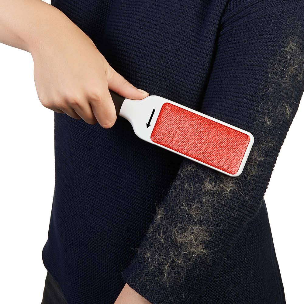 OXO Kleiderbürste "selbsreinigend" 555744