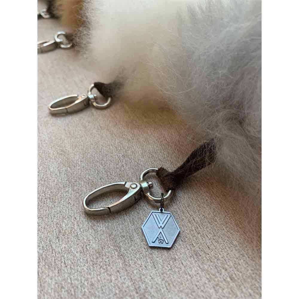 Weich Alpaka Fell Pompon "CLAVE" 646676