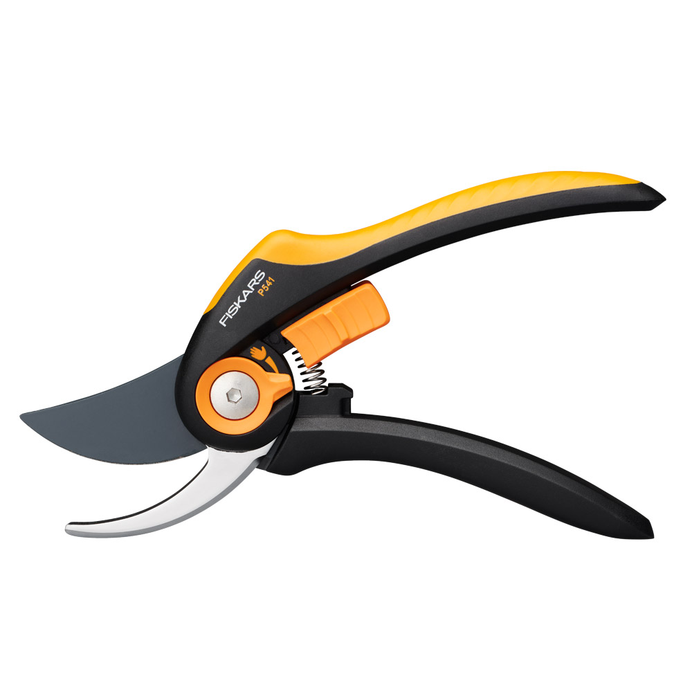 Fiskars Bypass-Gartenschere "Plus™ SmartFit P541" 599693