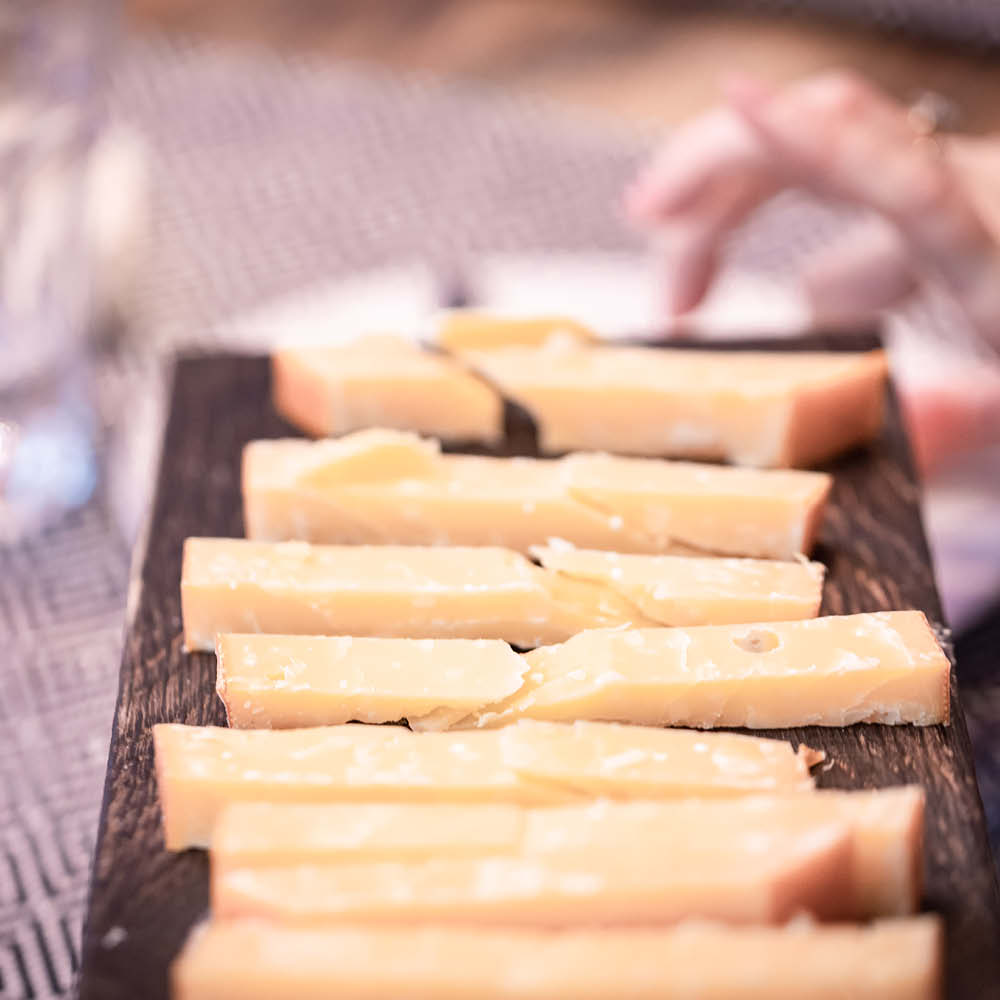 Käse & Wein Tasting mit der Münchner Käse Manufaktur 28.08.2025 658959
