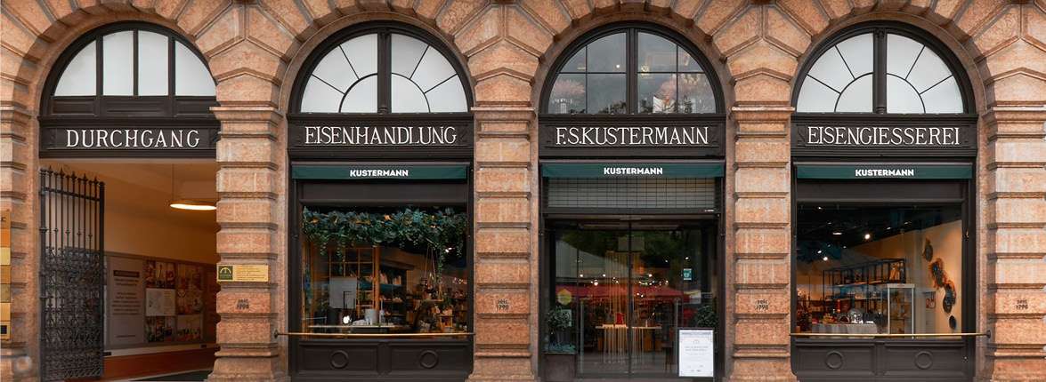 Fassaden-Bild_neu3IZfZaQNBWxE1_1920x1920@2x