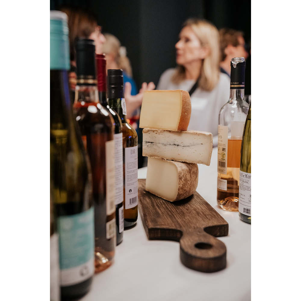 Käse & Wein Tasting mit der Münchner Käse Manufaktur 28.08.2025 658959